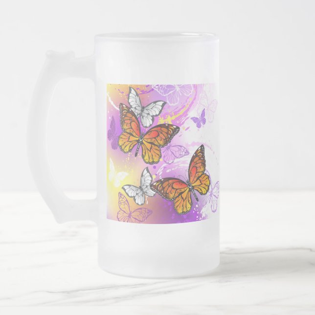Taza De Cristal Esmerilado Mariposas monarcas en fondo morado (Izquierda)