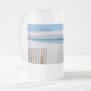 Taza De Cristal Esmerilado Morada de la cerca de la playa Destin Florida