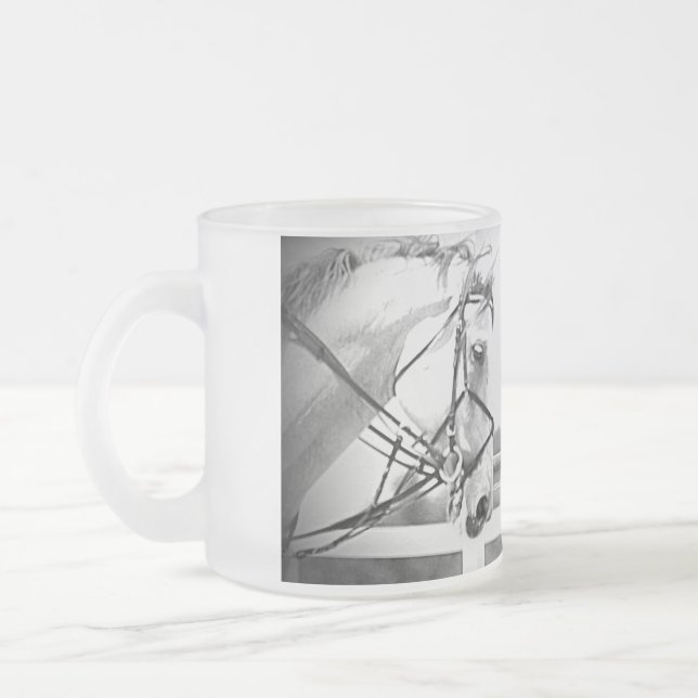 Taza De Cristal Esmerilado Mugre de caballo gris escarpado (Izquierda)