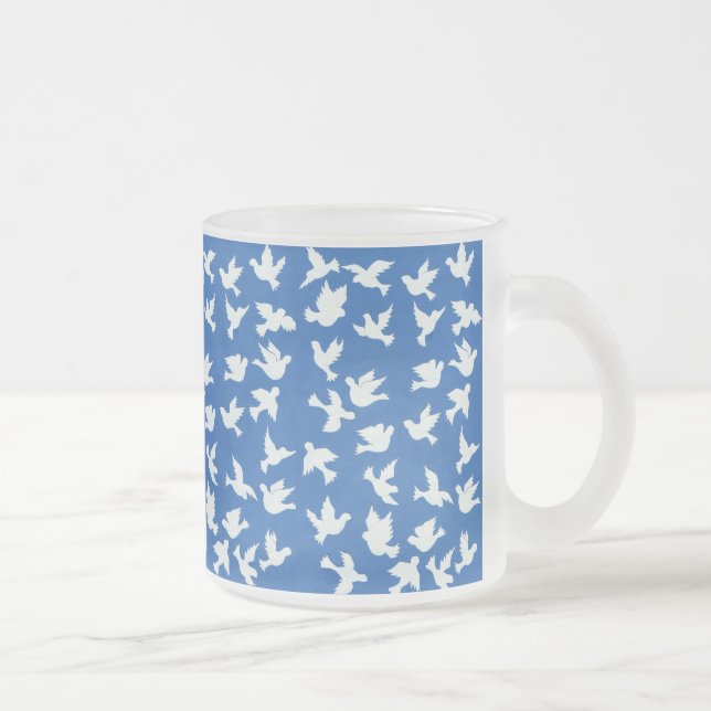 Taza De Cristal Esmerilado Mugre de vidrio escarchado de palomas blancas (Derecha)