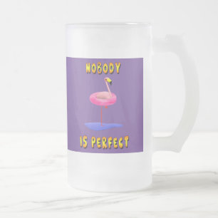 Taza De Cristal Esmerilado Nadie es perfecto - flamingo con anillo de natació