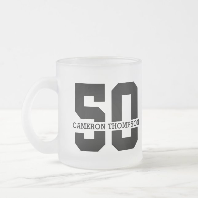 Taza De Cristal Esmerilado Nombre personalizado 50 cumpleaños moderno (Izquierda)