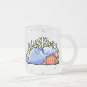 Taza De Cristal Esmerilado Pescados de la tortuga de mar del Manatee debajo