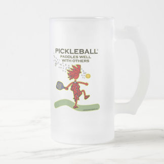 Taza De Cristal Esmerilado Pickleball se bate bien con otros