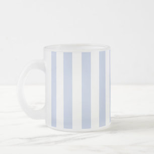 Taza De Cristal Esmerilado Rayas verticales suaves de azul y blanco pervinca