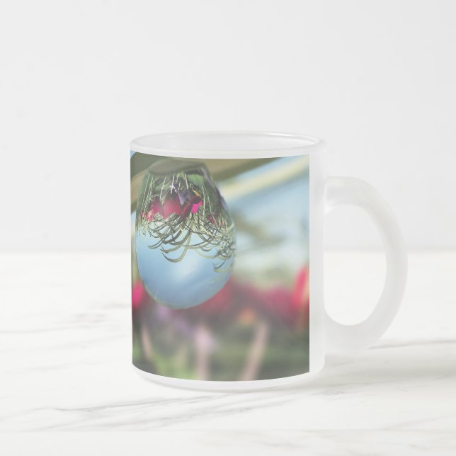 Taza De Cristal Esmerilado Rosas sobre el azote de las lluvias (Derecha)
