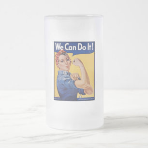 Taza De Cristal Esmerilado Rosie the Riveter: El empoderamiento femenino fuer