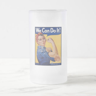 Taza De Cristal Esmerilado Rosie the Riveter: El empoderamiento femenino fuer
