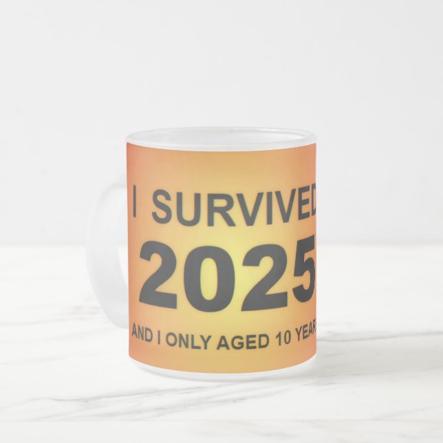 Taza De Cristal Esmerilado Sobreviví 2025  (Anverso izquierdo)