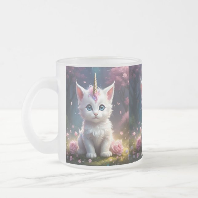 Taza De Cristal Esmerilado "Sparkle Paws: El encantador Gatito Unicornio" (Izquierda)