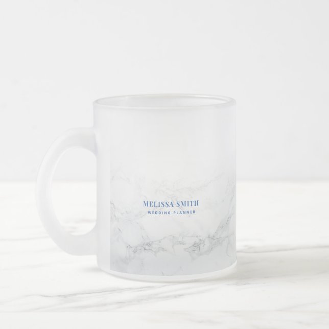 Taza De Cristal Esmerilado Texto de personalizable fino sobre mármol transpar (Izquierda)