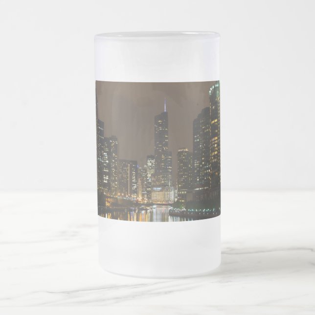Taza De Cristal Esmerilado Tormenta se prepara sobre la rana de Chicago (Centro)