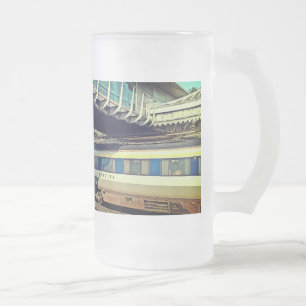 Taza De Cristal Esmerilado Tren bajo el puente , Sheffield