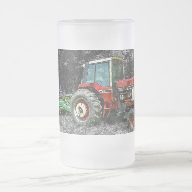 Taza De Cristal Esmerilado Viejo Tractor Internacional Painterly Frost Mug (Centro)
