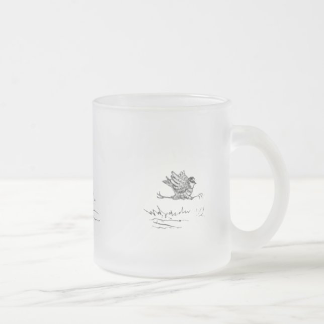 Taza De Cristal Esmerilado Weimaraner que persigue un pájaro (Derecha)