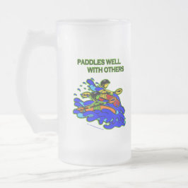 Taza De Cristal Esmerilado Whitewater se bate bien con otros