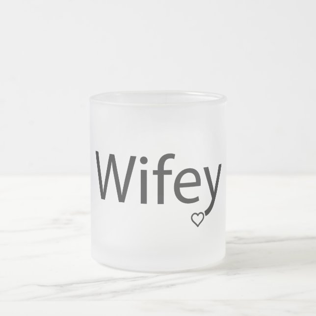 Taza De Cristal Esmerilado Wifey - Frosted 10 oz Glass Mug (Centro)