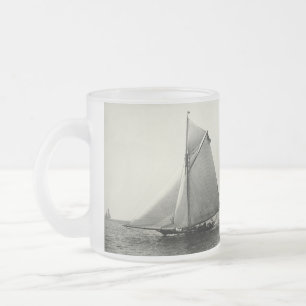 Taza De Cristal Esmerilado Yate americano en el mar en 1891