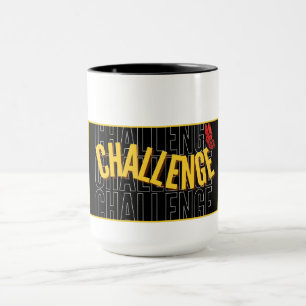 Taza de desafío de tipografía amarilla y negra