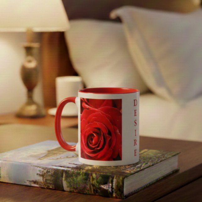Taza de dos tonos Desire Red Roses de 11oz roja (Red Roses Mug)