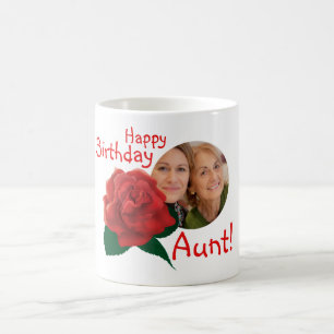 Taza de encargo del texto de la foto de la flor de