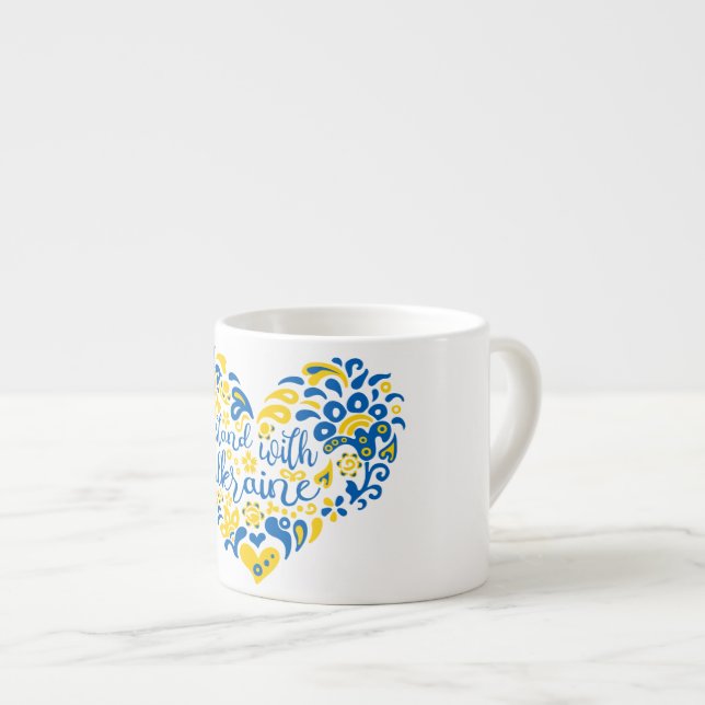 Taza De Espresso Apoyar a Ucrania con letras y corazón (Derecha)