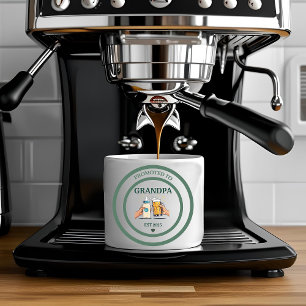 Taza De Espresso Ascendido al abuelo Est. 2025
