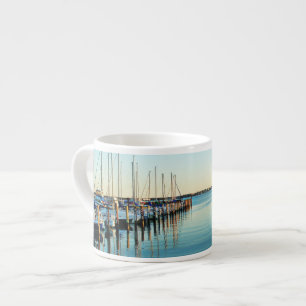 Taza De Espresso Barcos en el puerto deportivo por Shirley Taylor