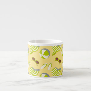 Taza De Espresso Beach vacay pattern with sunglasses and sun hat