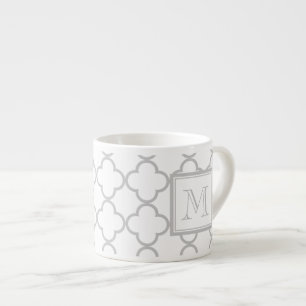 Taza De Espresso Blanco gris Quatrefoil el su monograma