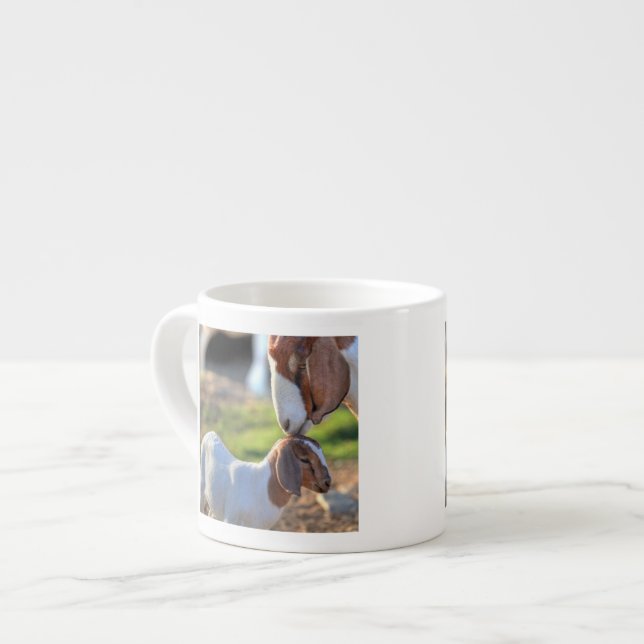 Taza De Espresso Cabra y bebé de la madre (Izquierda)