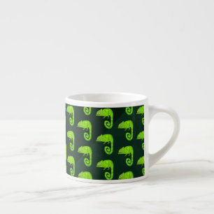Taza De Espresso Camaleón lindo verde