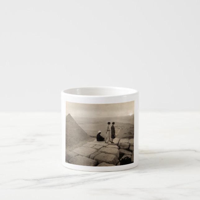 Taza De Espresso Chicas Flapper Amanecer Pirámide de Keops, Egipto  (Frente)