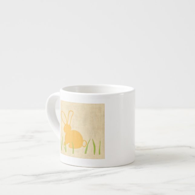 Taza De Espresso Conejo amarillo y hierba verde de Chariklia Zarris (Izquierda)