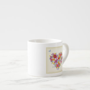 Taza De Espresso Corazón floral con las mariposas