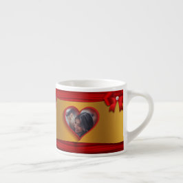 Taza De Espresso Corazones de oro con cinta roja Foto Día de San Va