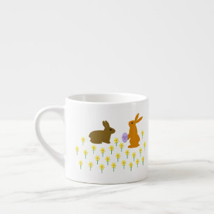 Taza De Espresso Cute Easter Bunnies y Daffodils Espresso Cup