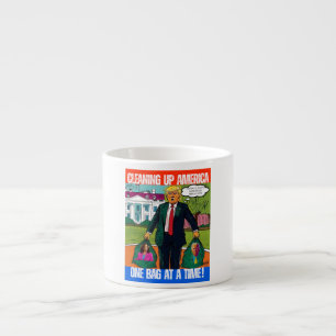 TAZA DE ESPRESSO DONALD TRUMP - LIMPIANDO A ESTADOS UNIDOS, UNA BOL