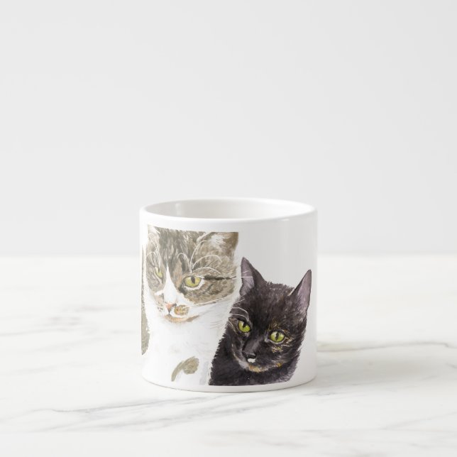 Taza De Espresso Dos gatos - tabby y tortie (Frente)