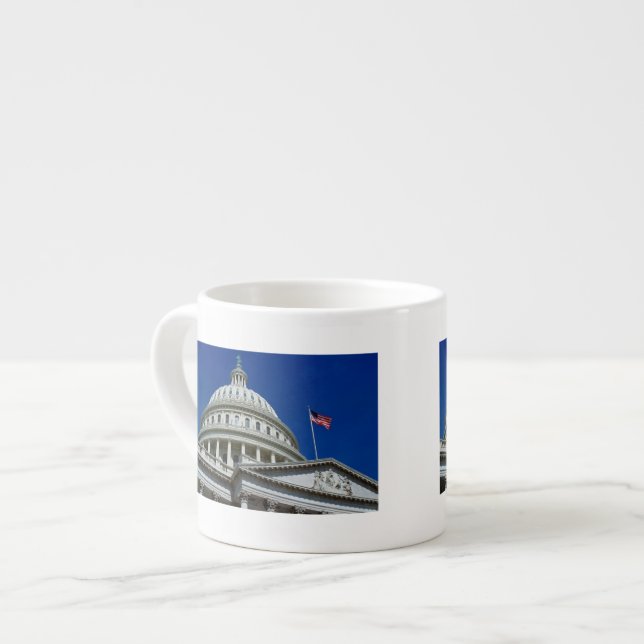 Taza De Espresso Edificio del capitolio, Washington, los E.E.U.U. (Izquierda)
