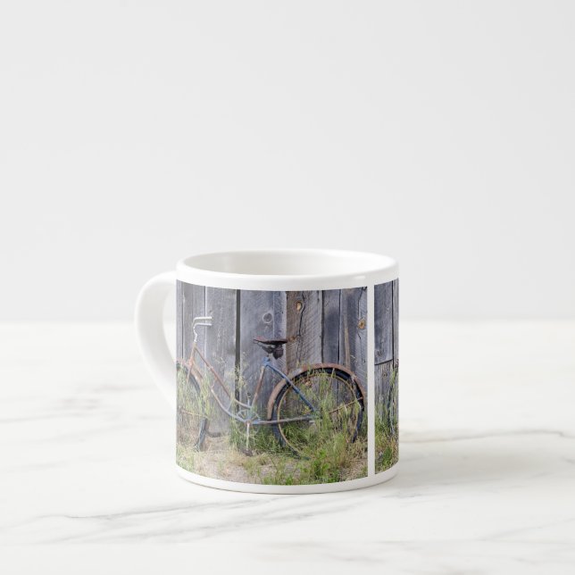 Taza De Espresso EE.UU., Oregón, Bend. Una bicicleta vieja y ruinos (Izquierda)