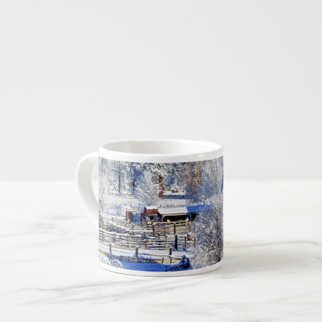 Taza De Espresso EE. UU., Washington, Methow Valley, graneros en (Izquierda)