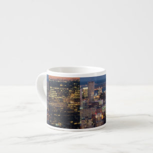 Taza De Espresso El edificio de Boston con la luz se arrastra en el
