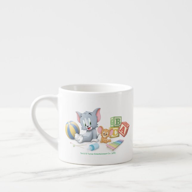 Taza De Espresso El niño Tom y Jerry jugando con juguetes (Izquierda)