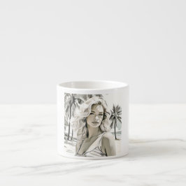 Taza De Espresso Elegante chica en blanco y negro