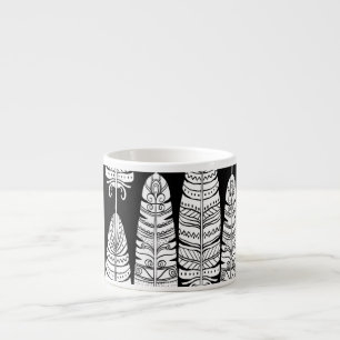 Taza De Espresso Feathers boho: patrón blanco y negro