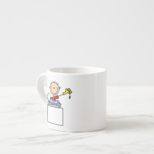 Taza De Espresso Figura de palitos lavando platos