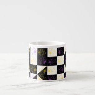 Taza De Espresso flor en patrón monocromo de chequeo estético