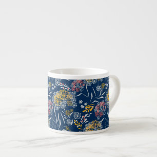 Taza De Espresso Flores pequeñas lindas sin costuras patrón floral