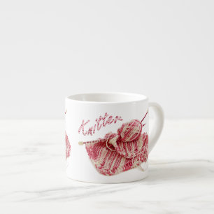 Taza De Espresso Foto de "Knitter" de Knit Mano Blanca y Rosa